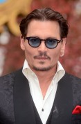 Джонни Депп (Johnny Depp) Alice Through the Looking Glass Premiere (London, 10.05.2016) (59xHQ) C27372629392803