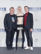 Дэйн ДеХаан, Люк Бессон, Кара Делевинь (Cara Delevingne, Luc Besson, Dane DeHaan) Valerian And The City Of A Thousand Planets Photocall at St. Regis Hotel (Mexico City, 02.08.2017) (63xHQ) C651d4618086293