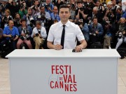 Оскар Айзек (Oscar Isaac) Inside Llewyn Davis Photocall at Cannes, 19.05.2013 - 31xHQ 806f0b629383533