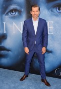Николай Костер-Валдау (Nikolaj Coster-Waldau) 'Game of Thrones' season 7 premiere, Los Angeles, 12.07.2017 (88xHQ) 6b394a561259623