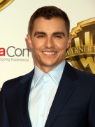 Дэйв Франко (Dave Franco) Warner Bros. Pictures Presentation during CinemaCon 2017 at The Colosseum at Caesars Palace (Las Vegas, 29.03.2017) - 107xHQ E54e3d593466853