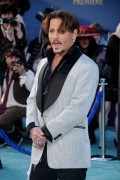 Джонни Депп (Johnny Depp) 'Pirates of the Caribbean Dead Men Tell no Tales' Premiere in Hollywood, 18.05.2017 (146xHQ) 365098629388313
