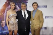 Дэйн ДеХаан, Люк Бессон, Кара Делевинь (Cara Delevingne, Luc Besson, Dane DeHaan) Valerian And The City Of A Thousand Planets Premiere (Mexico City, 02.08.2017) (57xHQ) D4acc3618098723