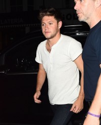 Niall Horan - Out & about in Notting Hill, London, England - 31 August 2017