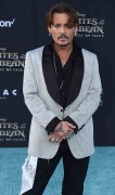 Джонни Депп (Johnny Depp) 'Pirates of the Caribbean Dead Men Tell no Tales' Premiere in Hollywood, 18.05.2017 (146xHQ) Bde941629386813