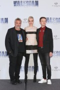 Дэйн ДеХаан, Люк Бессон, Кара Делевинь (Cara Delevingne, Luc Besson, Dane DeHaan) Valerian And The City Of A Thousand Planets Photocall at St. Regis Hotel (Mexico City, 02.08.2017) (63xHQ) Dcb366618086423