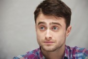 Дэниал Рэдклифф (Daniel Radcliffe) Kill Your Darlings press conference (Toronto, 10.09.2013) Fca42c625923443