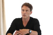 Стивен Мойер (Stephen Moyer) The Gifter press conference (Beverly Hills, August 8, 2017) B8a79d625924403