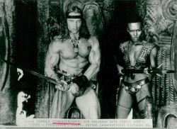  Арнольд Шварценеггер (Arnold Schwarzenegger) - сканы из разных журналов - 3xHQ Aa239e598863893