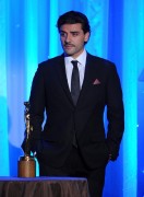Оскар Айзек (Oscar Isaac) Princess Grace Awards Gala with presenting sponsor Christian Dior Couture at the Beverly Wilshire Four Seasons Hotel (October 8, 2014) - 19xHQ A0088b617675593
