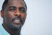 Идрис Эльба (Idris Elba) The Dark Tower press conference (New York, July 31, 2017) 831ab8625919343