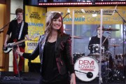 Деми Ловато (Demi Lovato) performing in Good Morning America, 08.11.2008 (9xHQ) 83aaef603198703