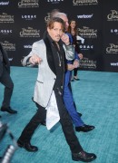 Джонни Депп (Johnny Depp) 'Pirates of the Caribbean Dead Men Tell no Tales' Premiere in Hollywood, 18.05.2017 (146xHQ) 76a4f9629389543