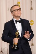 Кристоф Вальц (Christoph Waltz) 85th Annual Academy Awards, 24.02.2013 (68xHQ) A2fa51629382193