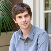 Фредди Хаймор Freddie Highmore) The Good Doctor press conference (Los Angeles, August 7, 2017) D063ae617947203