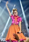 Майли Сайрус (Miley Cyrus) MTV Video Music Awards, California, 27.08.2017 (121xHQ) 7b74a2590527963