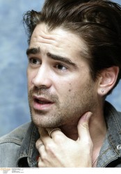 Колин Фаррелл (Colin Farrell) Press Conference "A home at the end of the world" (09.07.2004 "Retna") 38f99a565377573