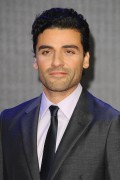 Оскар Айзек (Oscar Isaac) European premiere of 'Star Wars The Force Awakens' in London (December 16, 2015) - 44xHQ 50181a617675123