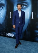 Николай Костер-Валдау (Nikolaj Coster-Waldau) 'Game of Thrones' season 7 premiere, Los Angeles, 12.07.2017 (88xHQ) 9ed361561261433