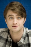 Дэниал Рэдклифф (Daniel Radcliffe) 'The Woman In Black' Press Conference (February 3, 2012) Bb3bb4617943303