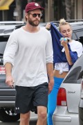 Liam Hemsworth and Miley Cyrus grab ice cream with Liam's family in Malibu, California - July 16, 2017