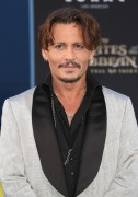 Джонни Депп (Johnny Depp) 'Pirates of the Caribbean Dead Men Tell no Tales' Premiere in Hollywood, 18.05.2017 (146xHQ) Dcc3ef629385133