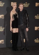 Дэйн ДеХаан, Кара Делевинь (Cara Delevingne, Dane DeHaan) MTV Movie And TV Awards (Los Angeles, 07.05.2017) (50xHQ) F9dfbc629394593