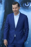 Николай Костер-Валдау (Nikolaj Coster-Waldau) 'Game of Thrones' season 7 premiere, Los Angeles, 12.07.2017 (88xHQ) 8577cd561257093
