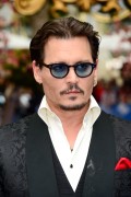 Джонни Депп (Johnny Depp) Alice Through the Looking Glass Premiere (London, 10.05.2016) (59xHQ) 7bd1dd629392253