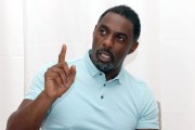 Идрис Эльба (Idris Elba) The Dark Tower press conference (New York, July 31, 2017) Cc8d4a625918933