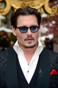 Джонни Депп (Johnny Depp) Alice Through the Looking Glass Premiere (London, 10.05.2016) (59xHQ) 091785629392103