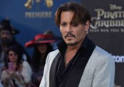 Джонни Депп (Johnny Depp) 'Pirates of the Caribbean Dead Men Tell no Tales' Premiere in Hollywood, 18.05.2017 (146xHQ) 6cddca629387343