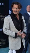Джонни Депп (Johnny Depp) 'Pirates of the Caribbean Dead Men Tell no Tales' Premiere in Hollywood, 18.05.2017 (146xHQ) 590ed8629385563