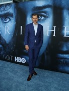 Николай Костер-Валдау (Nikolaj Coster-Waldau) 'Game of Thrones' season 7 premiere, Los Angeles, 12.07.2017 (88xHQ) 74e568561258913