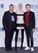 Дэйн ДеХаан, Люк Бессон, Кара Делевинь (Cara Delevingne, Luc Besson, Dane DeHaan) Valerian And The City Of A Thousand Planets Photocall at St. Regis Hotel (Mexico City, 02.08.2017) (63xHQ) Aed1e3618086513
